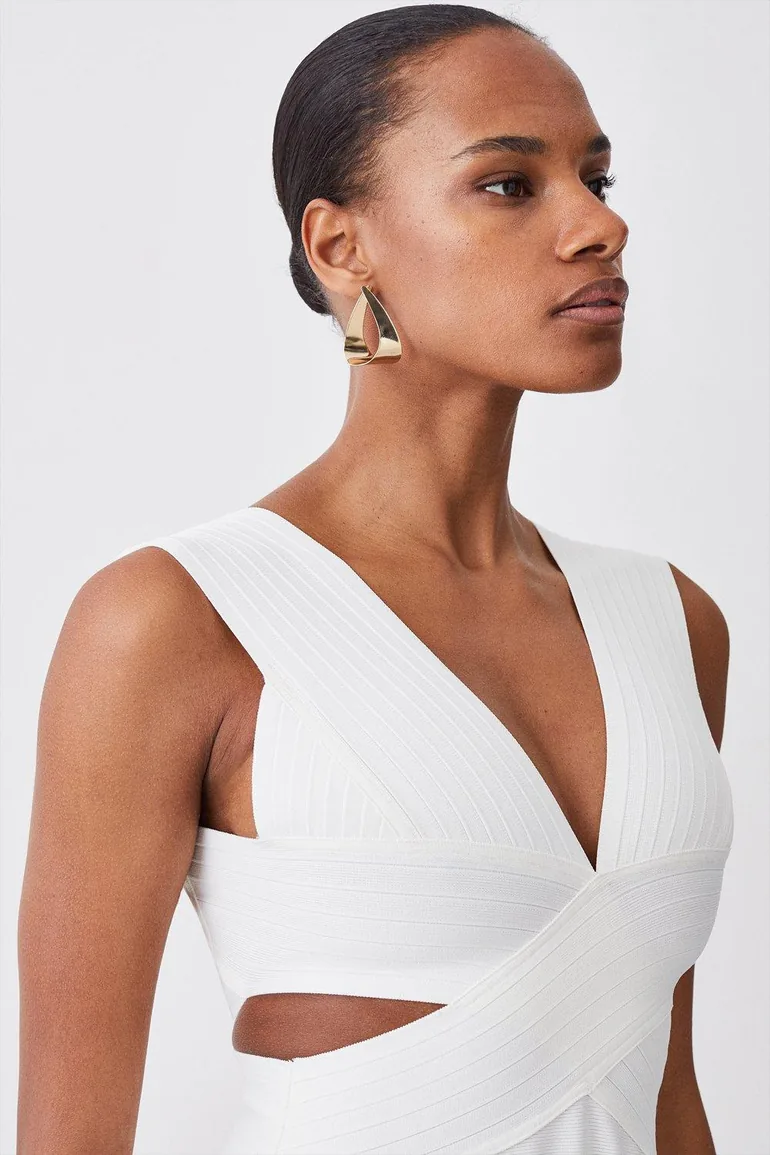 Bandage Textured V Neck Swimsuit - 1