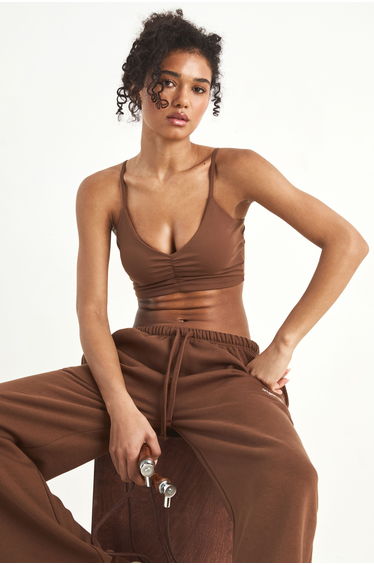 DSGN Studio Sculpt Ruched Internal Padding Sports Bra - mocha