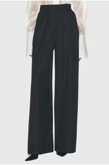 بنطلون اينوفير دينيم أسود بقصة عريضة