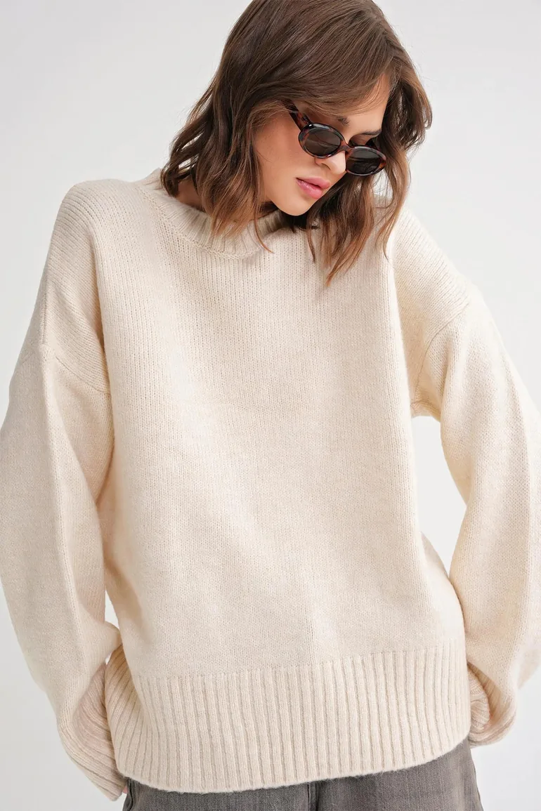 Mixray Oversized Ribbed Knit Sweater with Crew Neck - 2