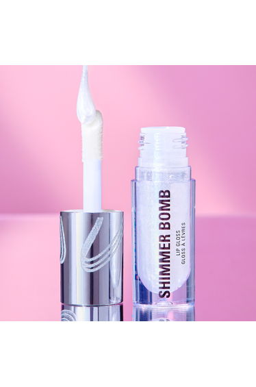 Revolution Metallic Muse Shimmer Bomb Gloss Frosted Muse