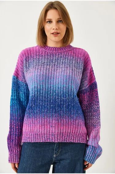 LUCCI Gradient Ribbed Crew Neck Sweater