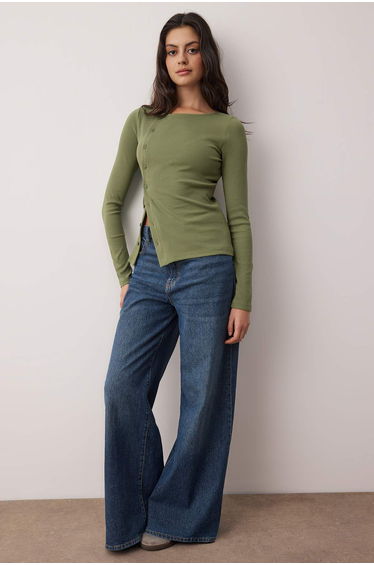 Khaki button-up crew neck ribbed stretch knit top