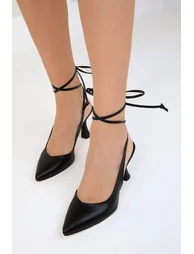 Black Women's Classic Heeled Shoes - 2