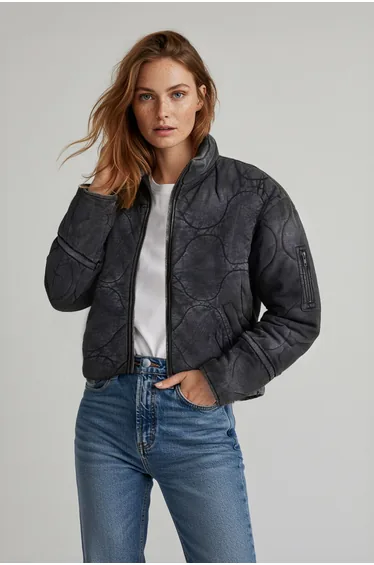 جاكيت قطن منفوخ بتصميم واسع مبطن بدرزات