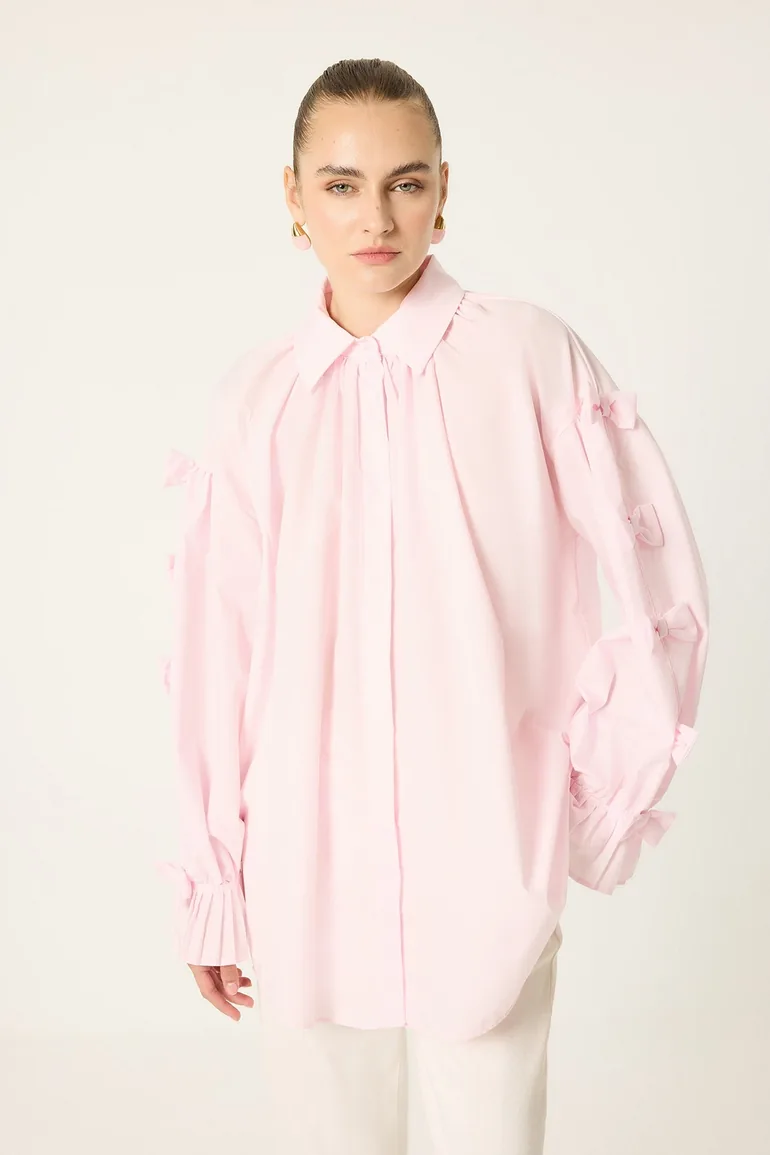 SHIRT WITH A BOW DETAIL - 2