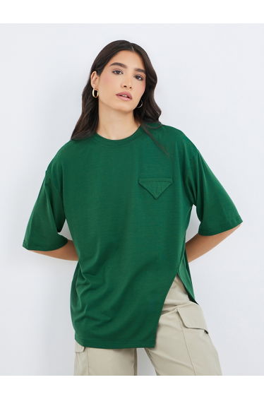 Solid Side Split Regular Fit T-Shirt