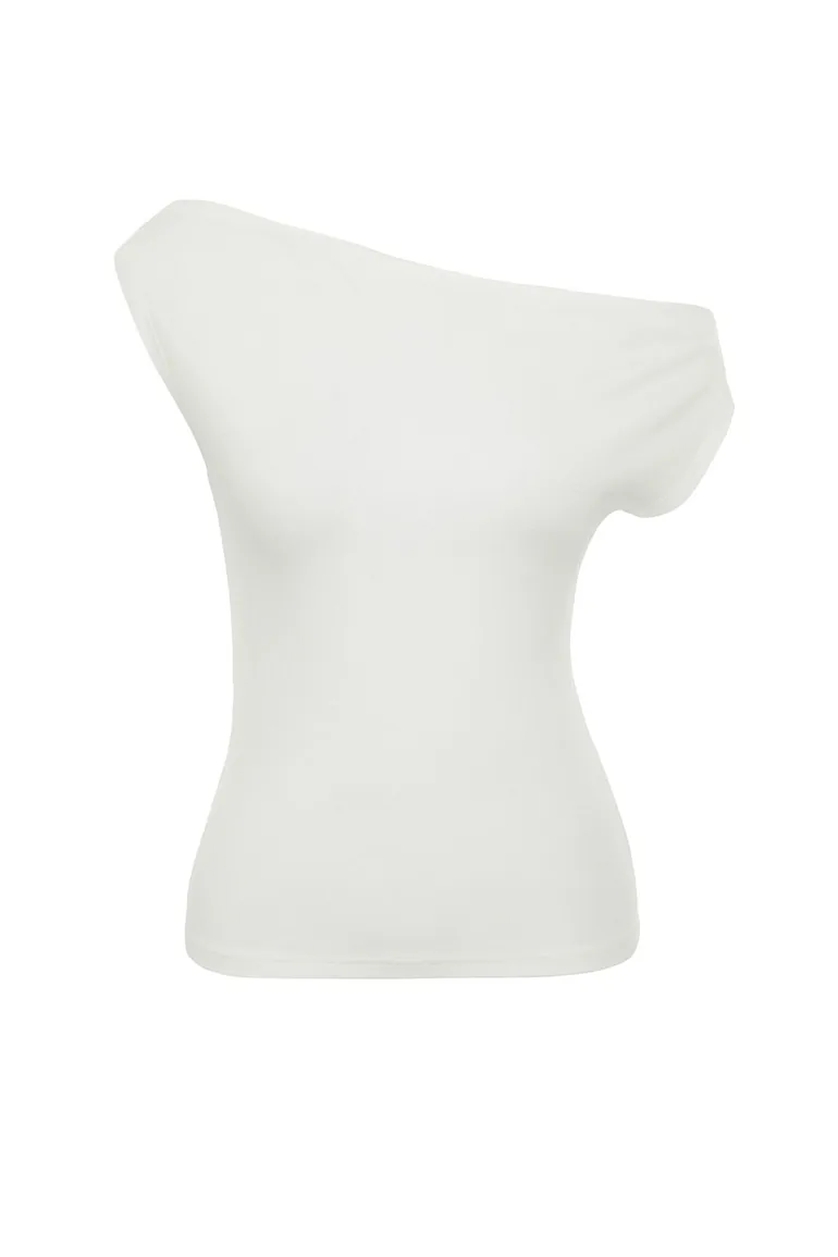 Ecru Boat Neck Fitted Viscose/Soft Fabric Stretchy Knitted Blouse - 6