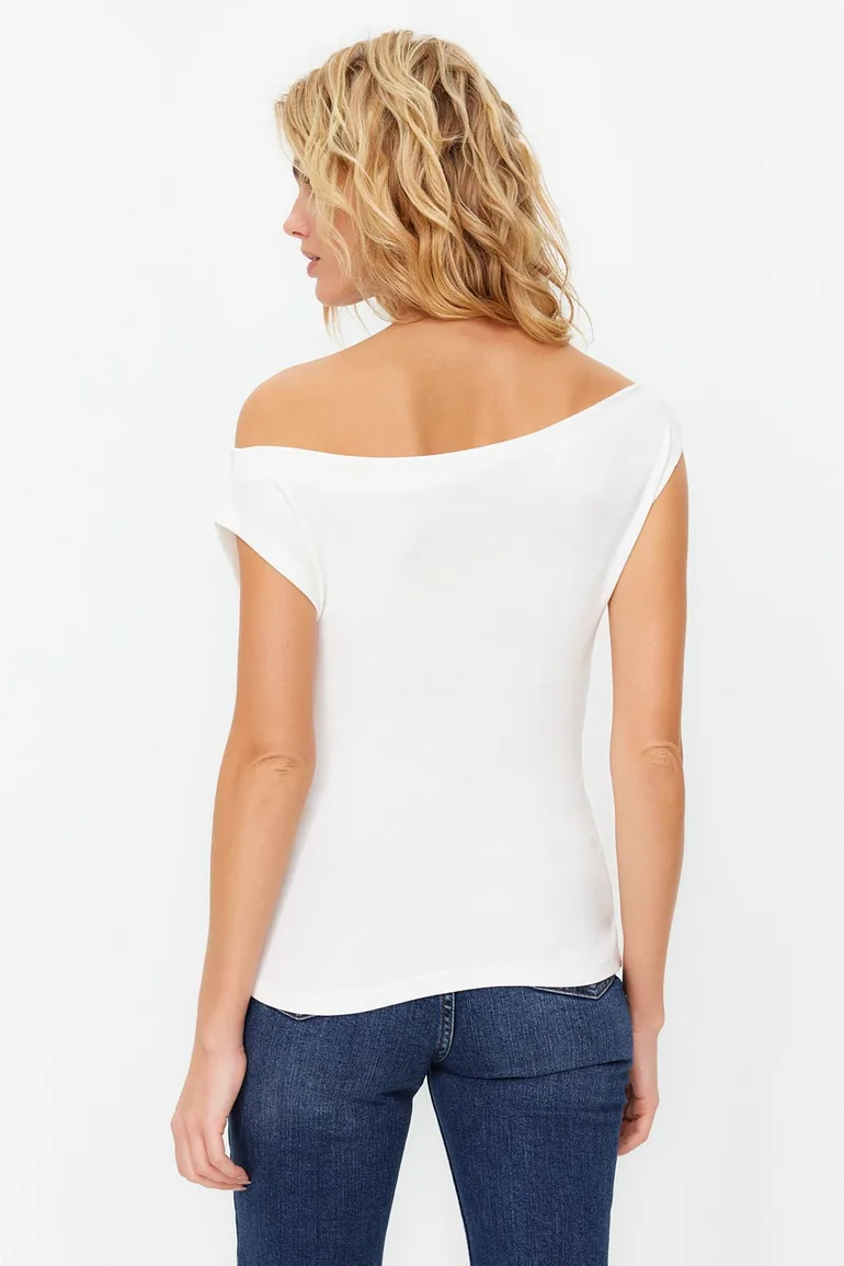 Ecru Boat Neck Fitted Viscose/Soft Fabric Stretchy Knitted Blouse - 5