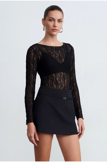 DILVIN Slim Fit Lace Boat Neck Blouse