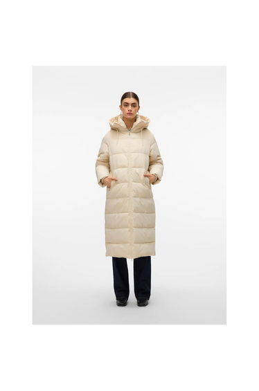 Women's Vero Moda Elanor Laurie Long Padded Coat in Cream
