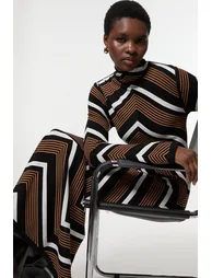 Contrast Stripe Detail Knitted Maxi Dress - 1