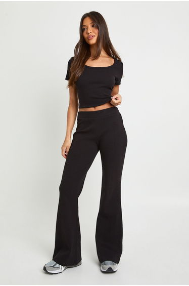Rib Scoop Neck Fitted Short Sleeve Top - black