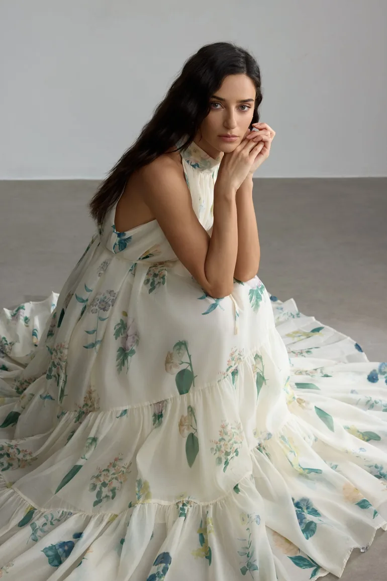 فستان ماكسي بياقة هالتر بطبعة أزهار - 7