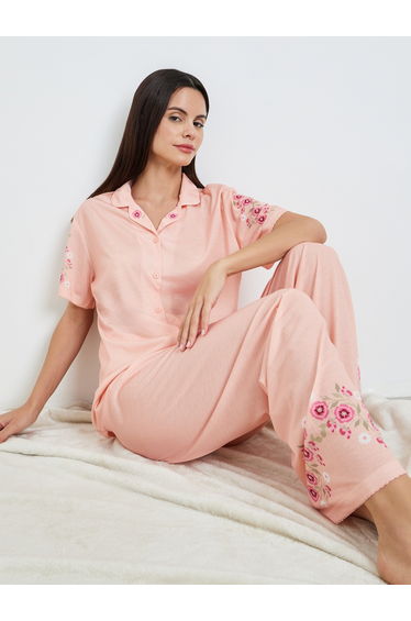 Women Pink Floral Buttoned Shirt and Pyjama Set