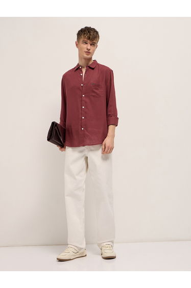 Men Solid Slim Fit Casual Shirt