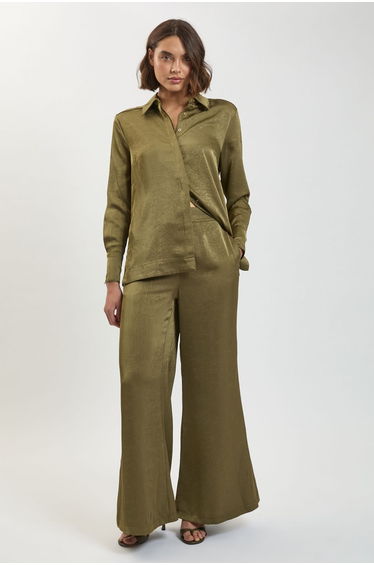 Petite Hammered Satin Wide Leg Woven Trouser