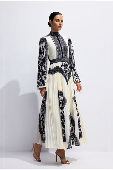Melvina Floral Print Pleated Maxi Dress