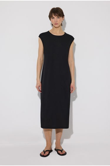 SLEEVELESS LINING DRESS