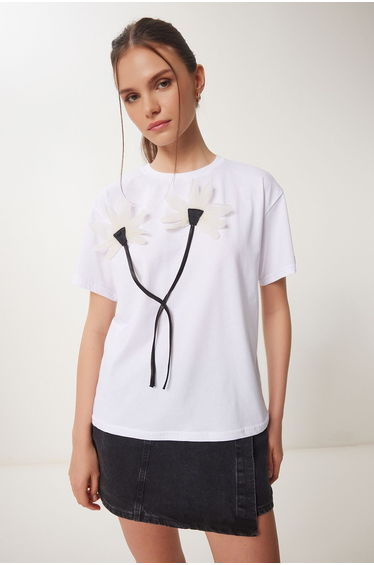 Women's White Floral Embroidered Cotton Knitted T-Shirt