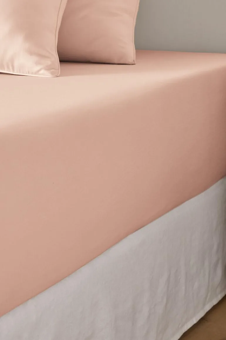 شرشف سرير قطن بحواف مطاطية ساتين بإرتفاع 30سم