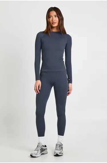 توب بوهو رمادي بأكمام طويلة