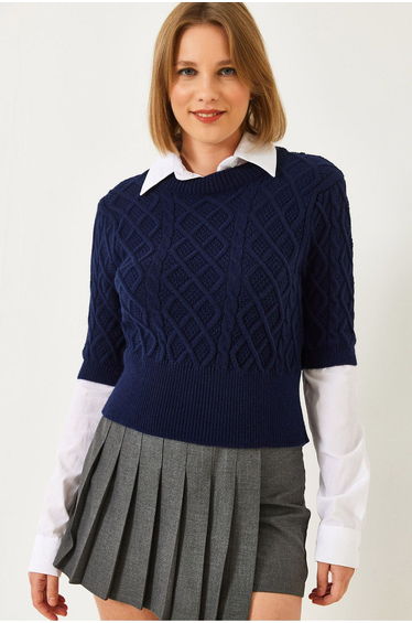 LUCCI Textured Knitwear Crop Sweater with Shirt Collar