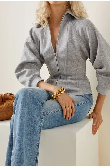 سويتشيرت ميكاس رمادي بأكمام طويلة