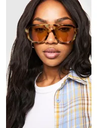 Oversized Tortoise Shell Aviator Sunglasses