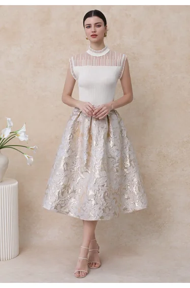 Metallic-Sheened Jacquard Embossed A-Line Midi Skirt in Champagne