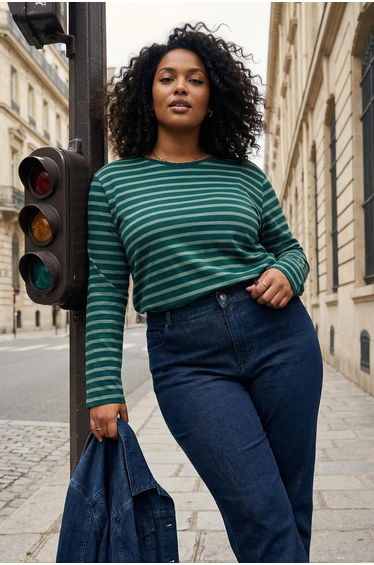 Green striped regular/normal fit basic crew neck knitted t-shirt