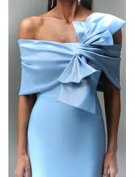 Uara Off-The-Shoulder Bow Bandage Maxi Dress - 4