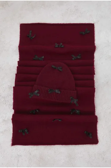 Soft Textured Ribbon Detailed 2-Piece Scarf-Beret Set