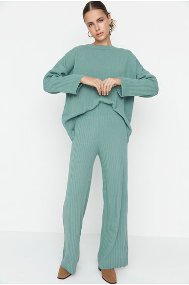 Two-Piece Set - Green - Regular fit