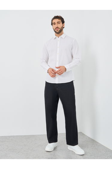 Solid Spread Collar Regular Fit Shirt