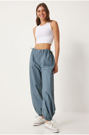 Women's Green Pocketed Parachute Shalwar Pants
