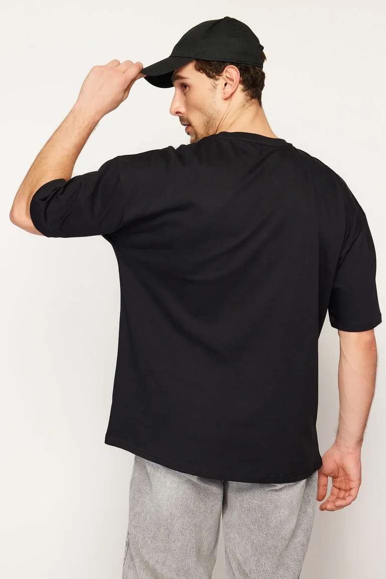 Black Men's Oversize Deer Embroidered Cotton T-Shirt - 2