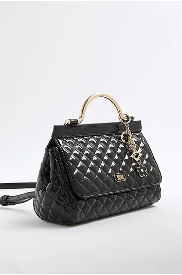 حقيبة توت بحمالة معدنية مبطنة بدرزات - أسود