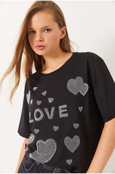 Women's Crew Neck Bead and Stone Heart Printed T-Shirt