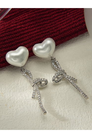 Heart Shape Faux Pearl Embellished Knot Earrings