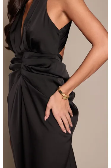 Gold Smooth Skinny Overlap Clasp Cuff