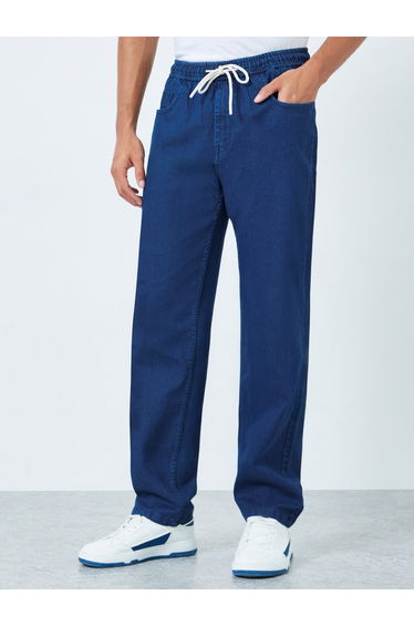 Men Relaxed Fit Jeans with Drawstring