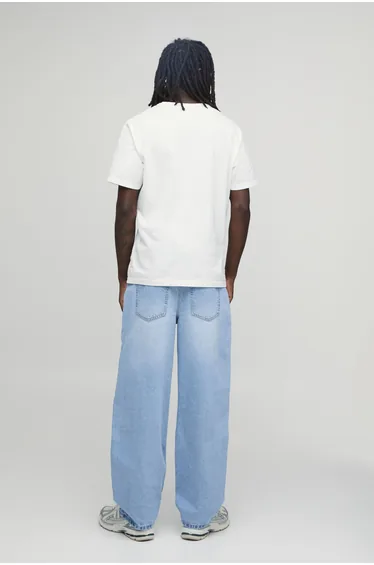Basic Relaxed Fit Jeans - light blue