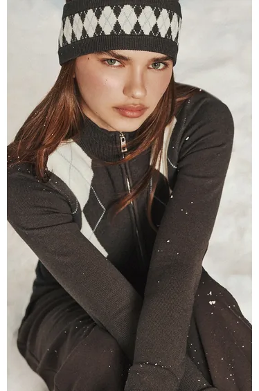 Chocolate Knitted Argyle Headband