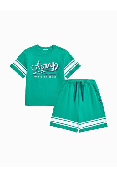 Boys' Two-Piece Set - T-Shirt And Shorts With Line Details