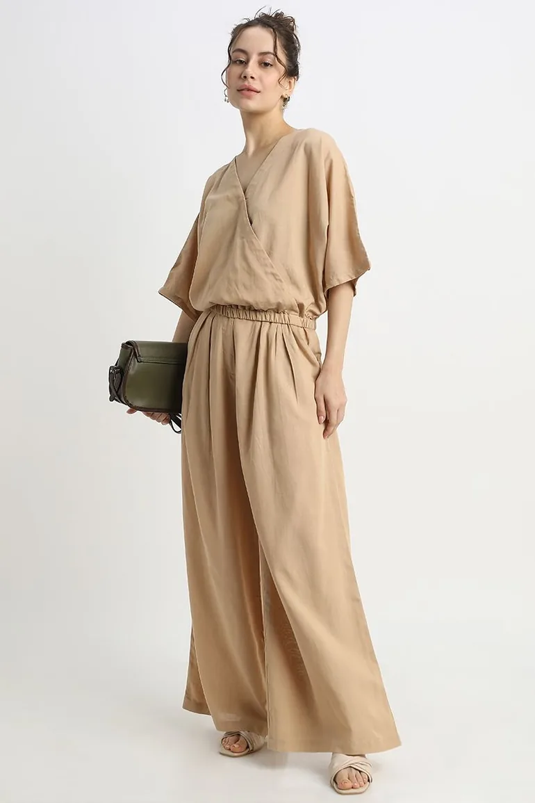 Women's Flowy Wide-Leg Pants  Solid Color, Front Pleats