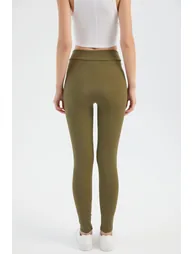 Leggings with a Pocket detail - 4