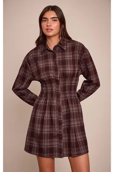 فستان قميص كاروهات بأكمام طويلة - بني