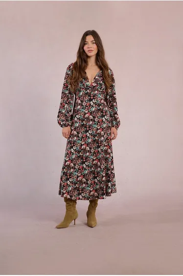 فستان ماكسي بطبعة أزهار