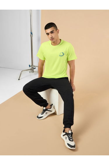 Men Yellow Graphci Print Short Sleeve T-Shirt